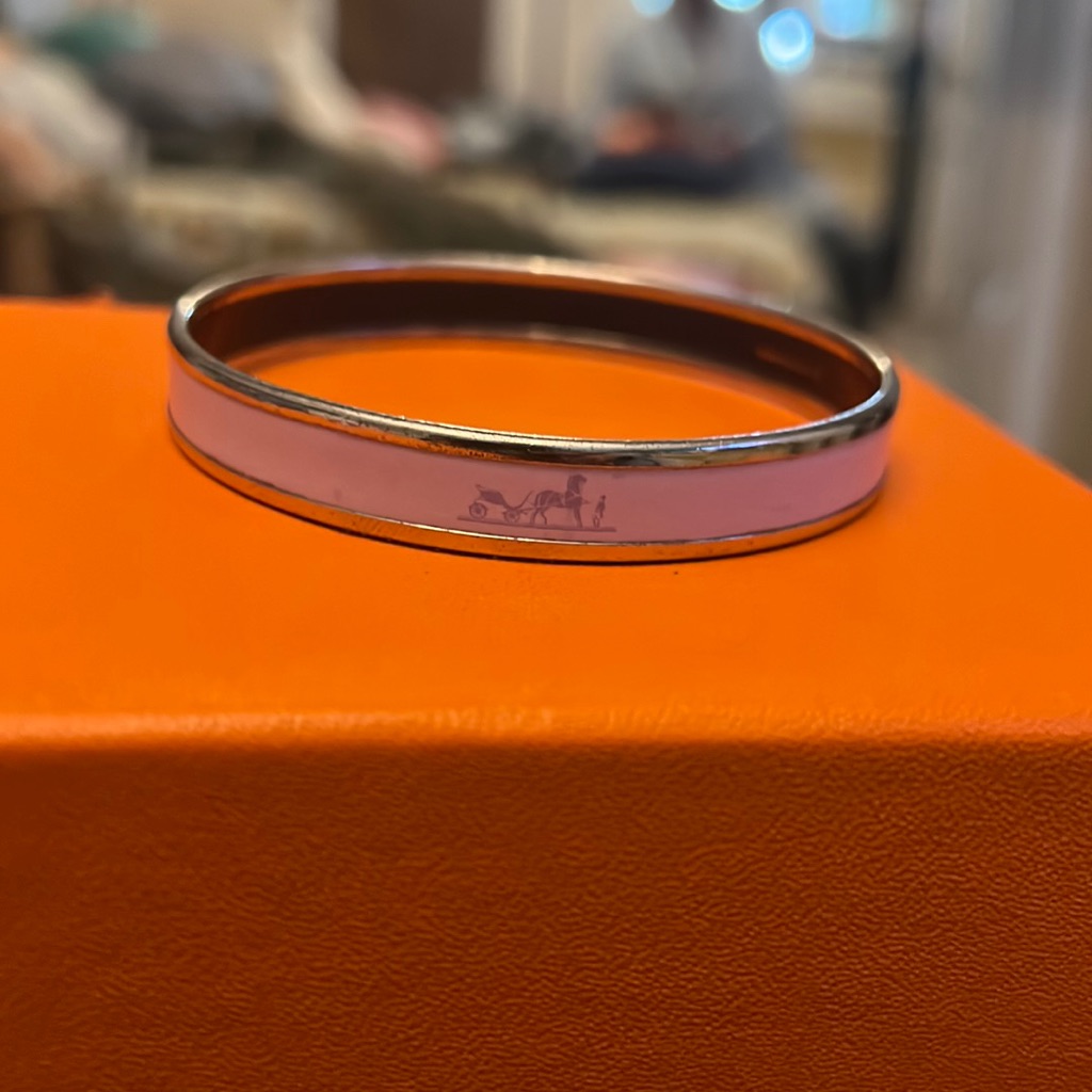 Beautiful Lavender Herme’s Bracelet